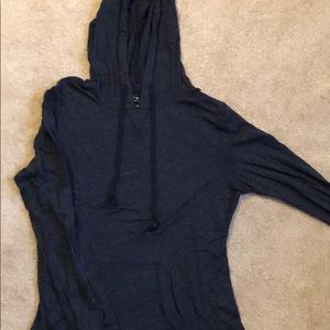 Long sleeve with hood